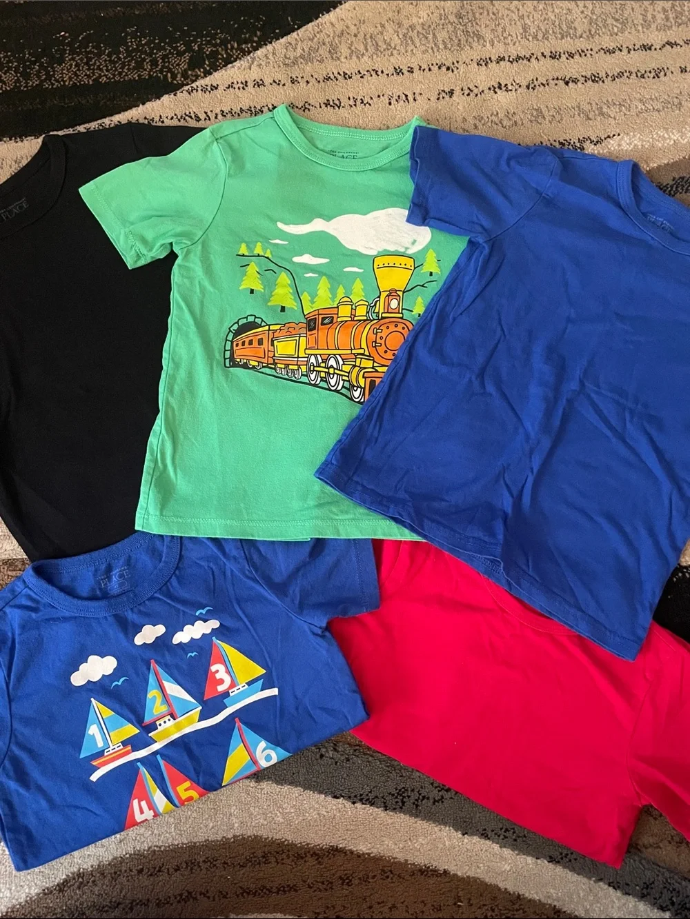 Children’s Place Bundle of 4T Boys short sleeve shirts tops